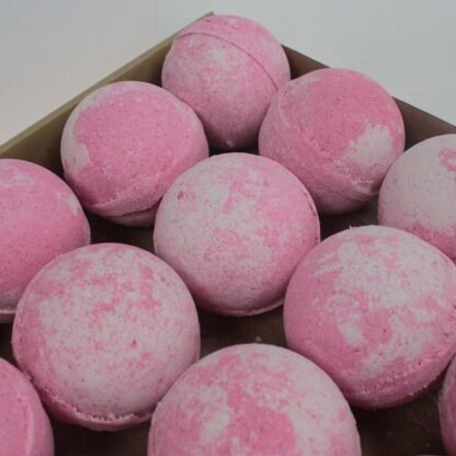 Party Girl Bath Bomb X 1 - Image 2